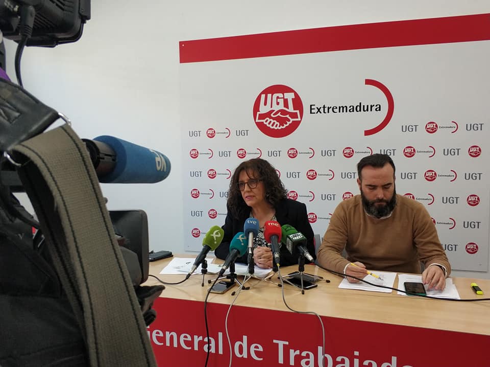 Rueda de prensa de la secretaria general de UGT Extremadura, Patro Sánchez